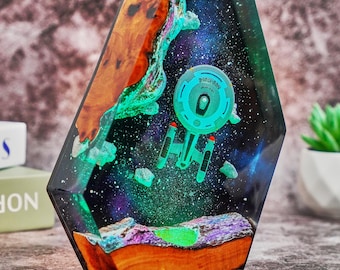 Star Wars Spaceship Resin Lamp | Handmade Sci-Fi Diorama Light | Galactic Night Lamp | Unique Christmas Gift  | USB LED Desk Decor