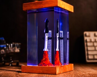 R.o.c.k.e.t Resin Lamp | Handmade Sci-Fi Diorama Light | Guardians-Inspired LED Lamp | Christmas Gift for Marvel Fans & Collectors