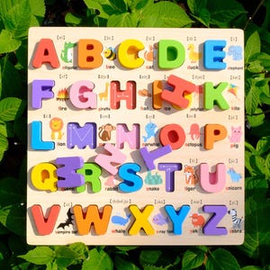 Rompecabezas del alfabeto de madera natural ABC, desarrollo cognitivo temprano para bebés, con palabras y pronunciación, regalo para el primer cumpleaños
