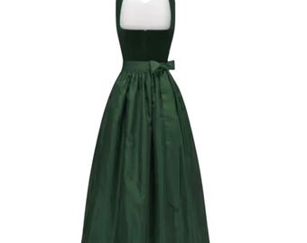 Authentic Green Dirndl - Traditional German Dress - Women's Oktoberfest Outfit with Blouse