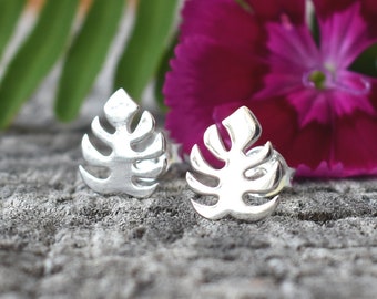 Sterling Silver Monstera studs, Monstera leaf earrings, leaf earrings, monstera jewelry, plant lady, Monstera earrings, monstera posts