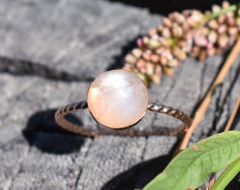 Moonstone ring, Rainbow Moonstone Ring, 14k yellow gold stacking ring, Gemstone ring, Gold Moonstone Ring, Gold Ring, Gold stacking ring