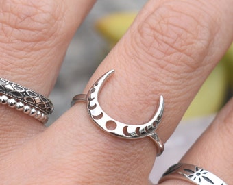 Sterling Silver Moon Phase Ring, Moon Phase Jewelry, Moon Phase, Crescent Moon Ring, Silver Moon Ring, Luna ring, moon lover, moon goddess