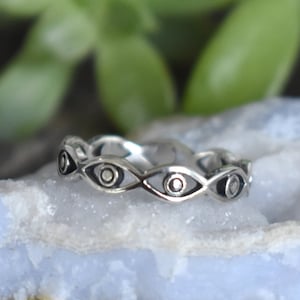 Eternity Evil eye ring, Silver eye ring, Witchy jewelry, all seeing eye ring, fortune telling, witchy ring, evil eye jewelry, eternity band image 1