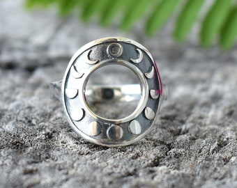Sterling Silver Moon Phase Ring, Moon Phase Jewelry, Moon Phase, Moon circle ring, Moon Ring, Luna ring, Eternity ring, karma ring, silver