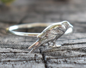 Raven ring, bird ring, sterling silver raven, witch ring, bird familiar, edgar allan poe, nevermore, quoth the raven, Wednesday Addams