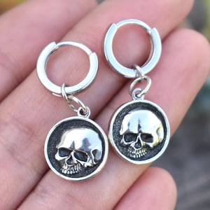 Skull Huggie Hoop, Huggie Earrings, Silver Huggie Hoop Earrings, Skull Earrings, Sterling Skull hoops, Dangle Earring, men hoop, men earring