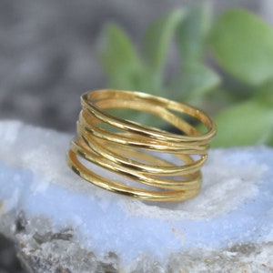 Gold Wrap ring, Wrap Spiral Ring, Swirl Statement Ring, Triple Coil Ring, Gift for Her, Simple Ring, gold thumb ring, gold wraparound
