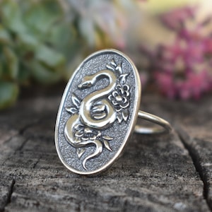 Snake ring, Snake cameo ring, Snake floral ring, snake shadowbox, snake jewelry, snake medicine, witchy ring, witch jewelry, pagan ring