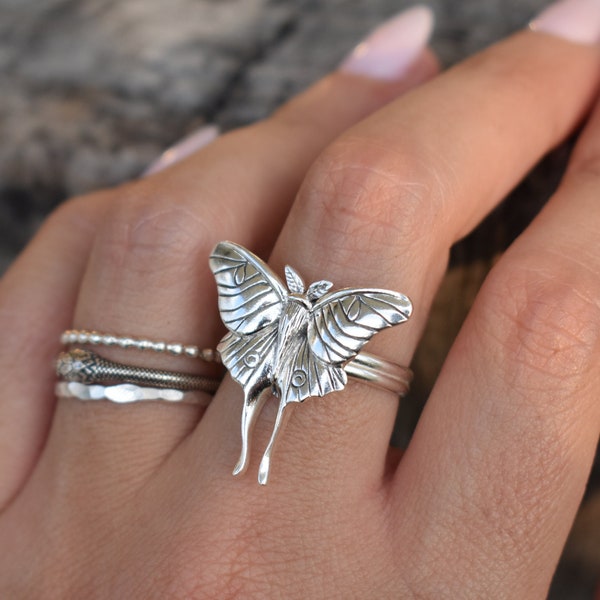 Luna moth ring, moth ring, sterling silver ring, silver moth ring, Luna moth jewelry, butterfly ring, gothic ring, gift for girlfriend, moon