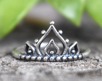 Henna ring, Sterling silver boho ring, petal ring, bali style ring, bali ring, 925 rings for women, silver stacking ring, mandala ring