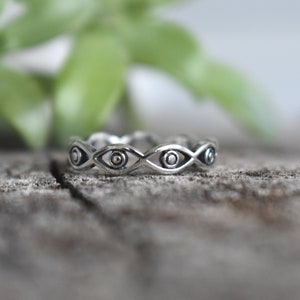 Eternity Evil eye ring, Silver eye ring, Witchy jewelry, all seeing eye ring, fortune telling, witchy ring, evil eye jewelry, eternity band image 7