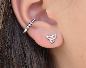 Triquetra Earrings, Silver Celtic Studs, Dainty Earrings, Celtic Jewlery, Celtic Earrings, Celtic Trinity, Knot Earrings, Dainty Knot Studs