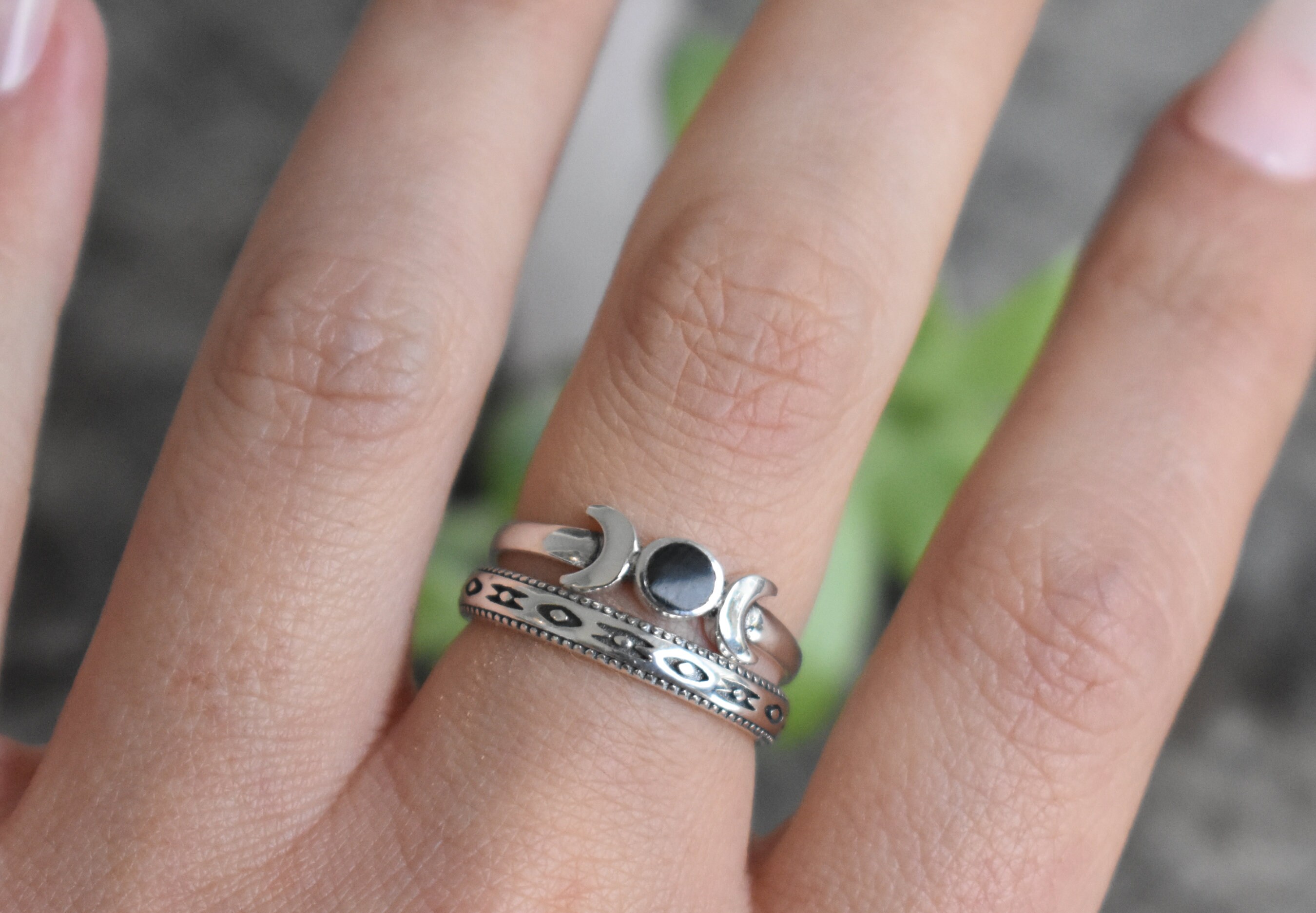 Black Onyx Moon Ring, Luna Ring, Moon Phase Ring, Moon and Star