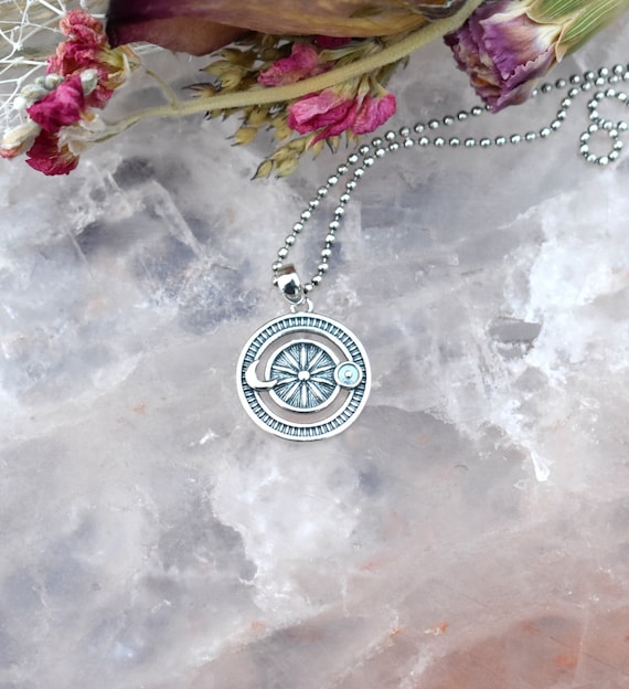 Astrology Necklace, Astrology Wheel, Wheel of Fortune, Tarot necklace, Sun Necklace, Major Arcana, Moon Necklace, Earth Necklace, Planets