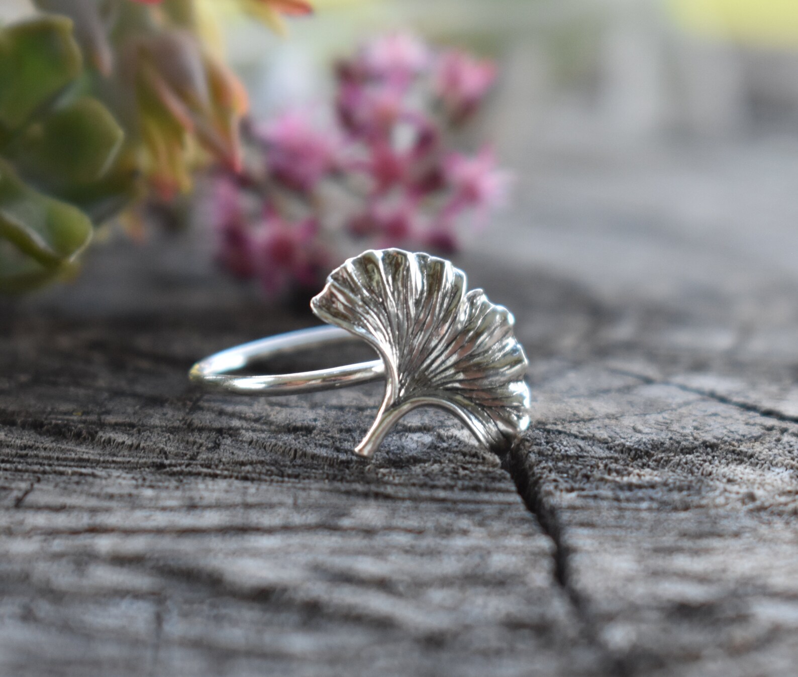 Ginkgo Ring Ginkgo Leaf Ring Plant Lover Plant Lady Ginkgo Etsy