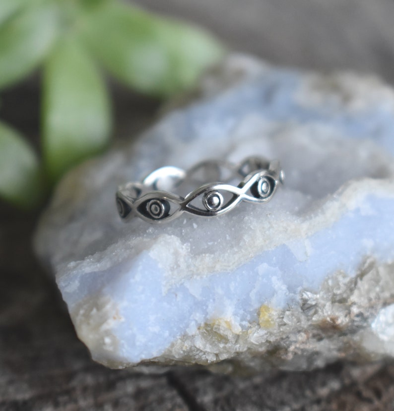 Eternity Evil eye ring, Silver eye ring, Witchy jewelry, all seeing eye ring, fortune telling, witchy ring, evil eye jewelry, eternity band image 3