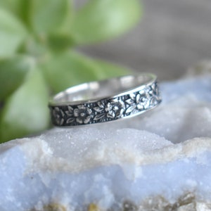 Flower Ring, Floral ring, floral eternity band, y2k ring, silver floral ring, flower child ring, flower power, cottagecore ring, sterling image 6