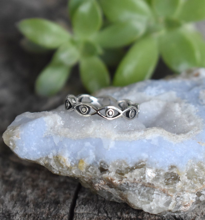 Eternity Evil eye ring, Silver eye ring, Witchy jewelry, all seeing eye ring, fortune telling, witchy ring, evil eye jewelry, eternity band image 1