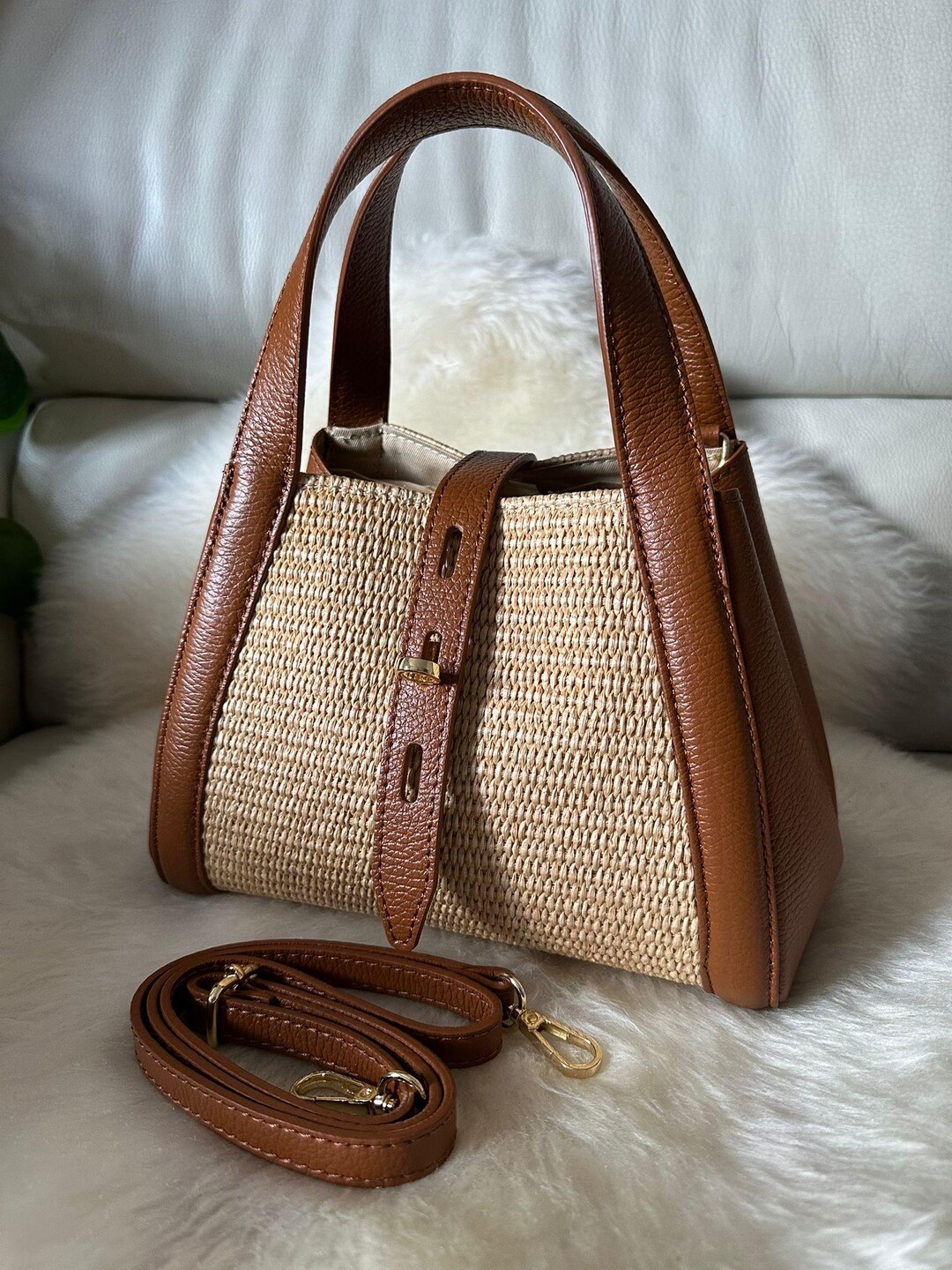 Sac Bandoulière Coccinelle Raquel - Cuir Orange 100% Fabriqué En Italie - Taille Moyenne - Neuf étiqueté