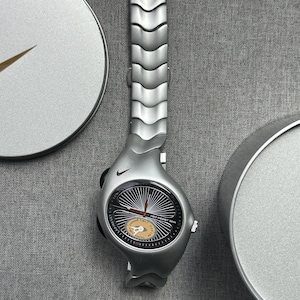 Nike Triax Chronograph Watch Matte Silver with yellow-blue dial – Vintage Grey Stainless Steel Sports Watch, Rare Collectible Timepiece