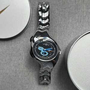 Nike Triax Chronograph Watch Shiny Silver with blue black dial – Vintage Grey Stainless Steel Sports Watch, Rare Collectible Timepiece