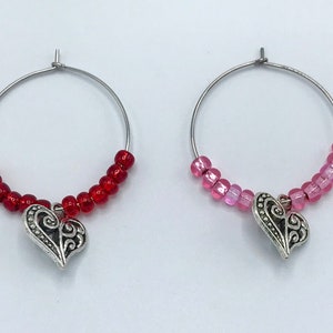 Valentines Day Charms / Heart Wine Glass / Wedding Wine Gift / Bridal Table Décor / Couples Gift