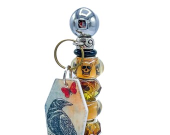 Raven Wine Stopper: Black Raven, Skull Beads, Halloween Gift