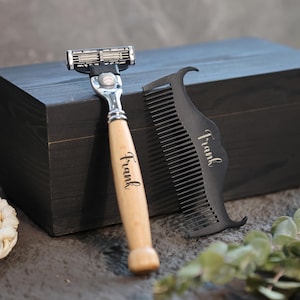 Personalized Wood Razor,Custom Engraved Men&#39;s Shaving Kit ,Wood Handle Safety Razor, Shave Brush,Gift for Dad, Groomsmen, Father&#39;s Day Gift.