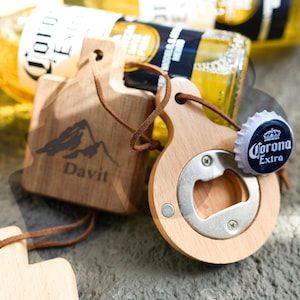 Custom Magnetic Bottle opener wood,Personalized solid wood beer opener,Circle Fridge Magnet,Groomsman Gift,Best Man Gift,Drinking Gift