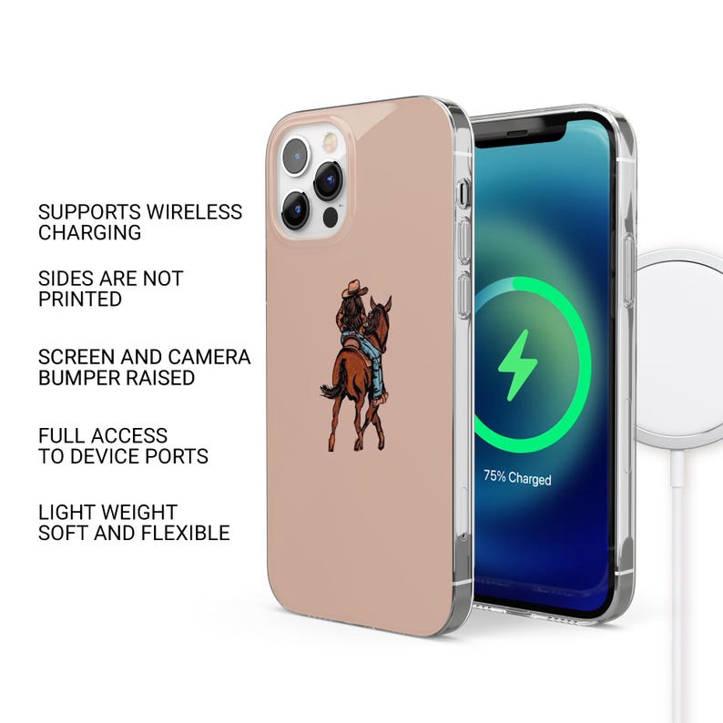 Peut inclure: Coque de t&eacute;l&eacute;phone rose clair avec une illustration de cow-boy et de cheval. La coque pr&eacute;sente le texte : Prend en charge la recharge sans fil, Les c&ocirc;t&eacute;s ne sont pas imprim&eacute;s, Pare-chocs d'&eacute;cran et de cam&eacute;ra sur&eacute;lev&eacute;s.