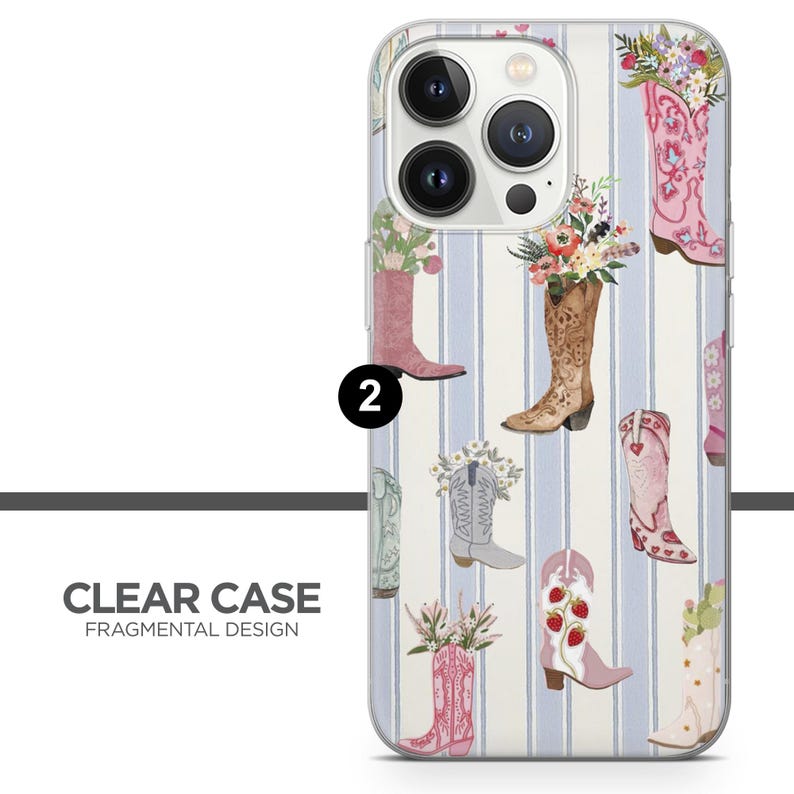 Peut inclure: Coque de t&eacute;l&eacute;phone transparente avec un motif r&eacute;p&eacute;t&eacute; de bottes de cowboy aquarelles remplies de fleurs. Les bottes sont de diff&eacute;rentes couleurs, dont le rose, le marron et le blanc, sur un fond ray&eacute;. Le texte "CLEAR CASE FRAGMENTAL DESIGN" est en bas.