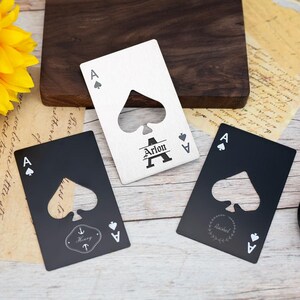 Abrebotellas personalizado con diseño de as de picas grabado, abrebotellas de acero inoxidable para póker, regalo para padrinos de boda, recuerdo de cumpleaños y fiesta, regalo de boda