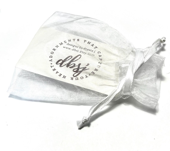 Alex and Ani Initial “R” Charm Bangle: Rafaelian … - image 8