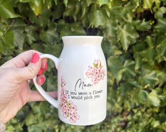 Jarra de cerámica personalizada, diseño floral, regalo para mamá, abuela o nana.