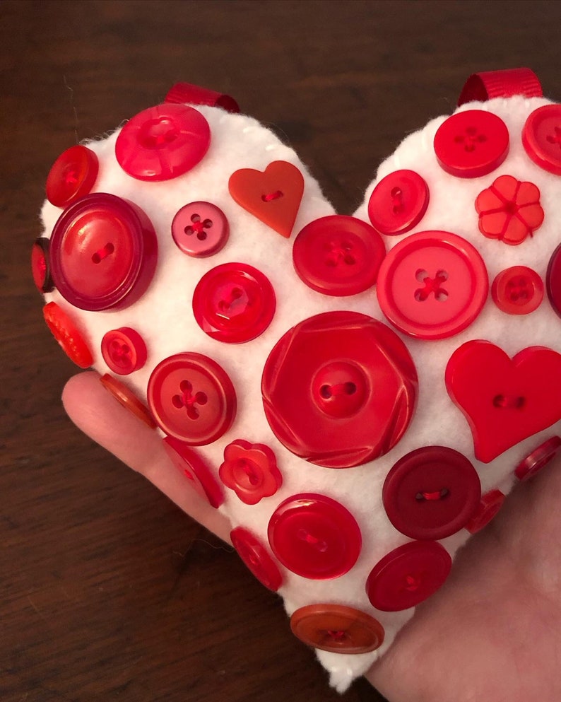 Red and White Button Heart Valentine Decorative Felt Ornament image 2