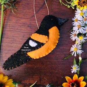 Baltimore Oriole Felt Ornament image 1