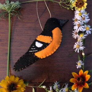 Baltimore Oriole Felt Ornament image 4