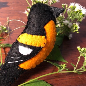 Baltimore Oriole Felt Ornament image 2