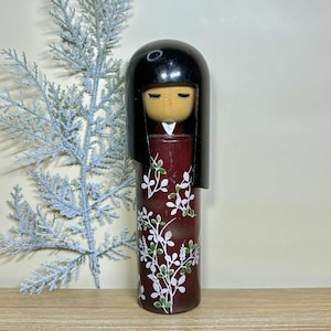 木製 こけし人形 よそおい　作者　生風子 Seifu gono kokeshi - Etsy 日本