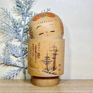 Kokeshi Doll, Vintage Japanese Creative doll (17.6cm.)