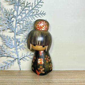 Kokeshi Doll, Vintage Japanese Creative doll (14cm.)