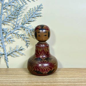 Kokeshi Doll, Vintage Japanese Creative doll (9.8cm.)