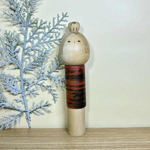 Kokeshi Doll, Vintage Japanese Creative doll (17.3cm.)