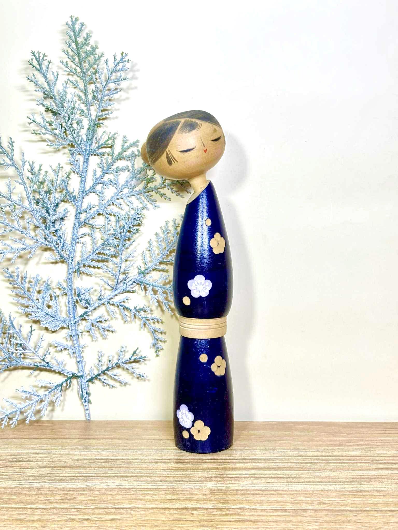 Kokeshi Doll, Vintage Japanese Creative doll by Sato Suigai (18.8