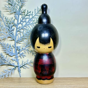 Rare Kokeshi Doll, Vintage Japanese Creative doll by Hideo Ishihara (19cm.)