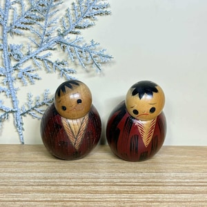 Kokeshi Doll(Set of2), Vintage Japanese Creative doll (6.8cm./6.8cm.)