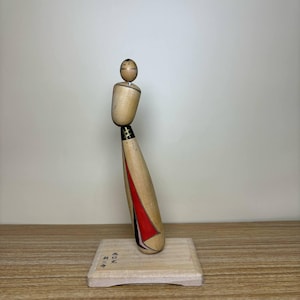 Kokeshi Doll, Vintage Japanese Creative doll (18cm.)