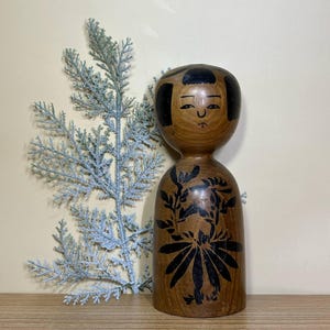 こけし、小倉久太郎作、ヴィンテージ日本の創作人形（18.4cm）