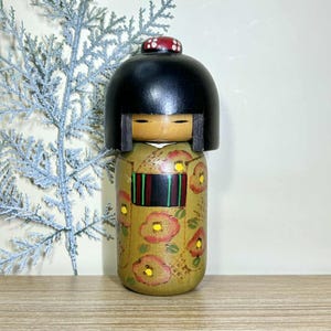 Kokeshi Doll, Vintage Japanese Creative doll by Otani Sakutaro (16cm.)